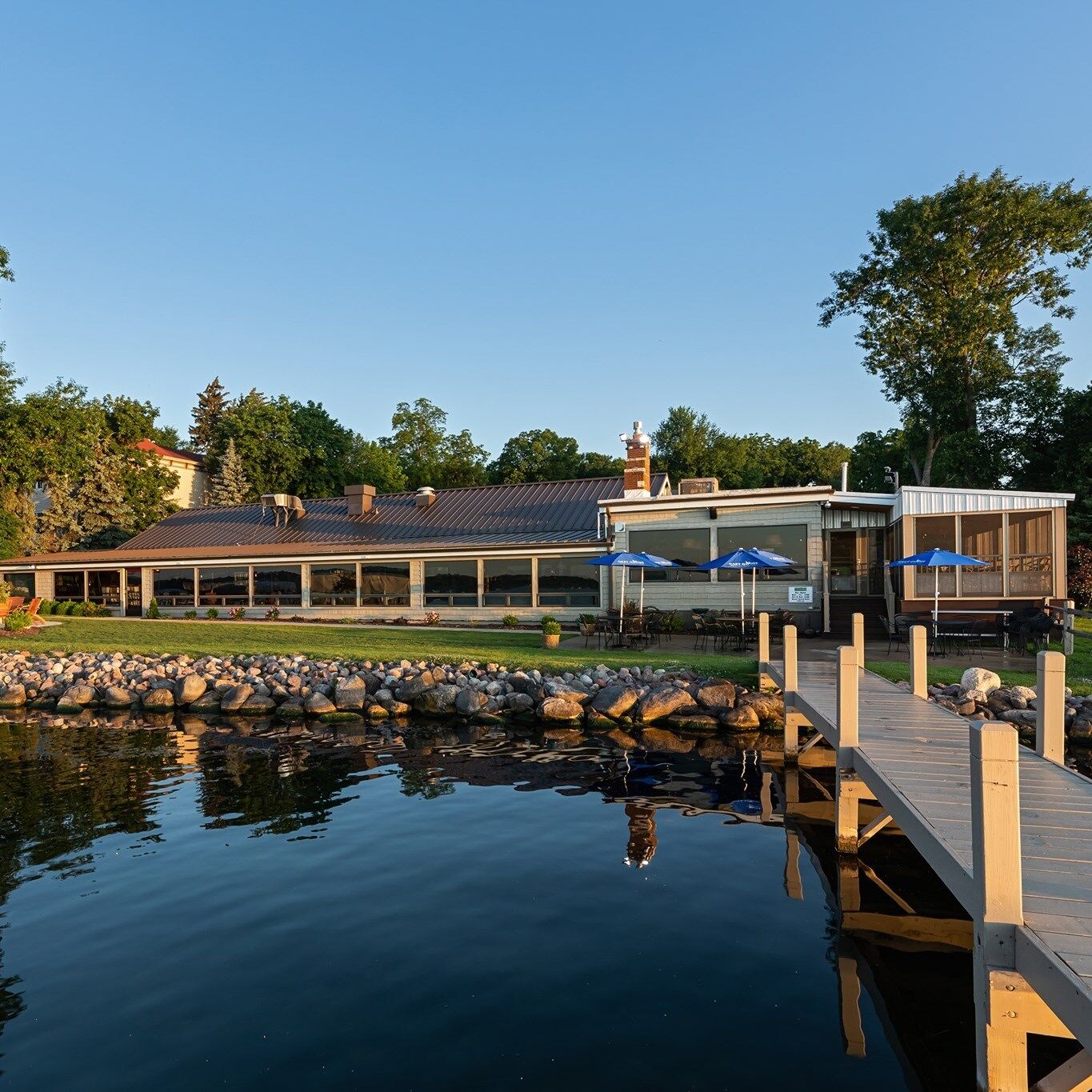 Norton's of Green Lake